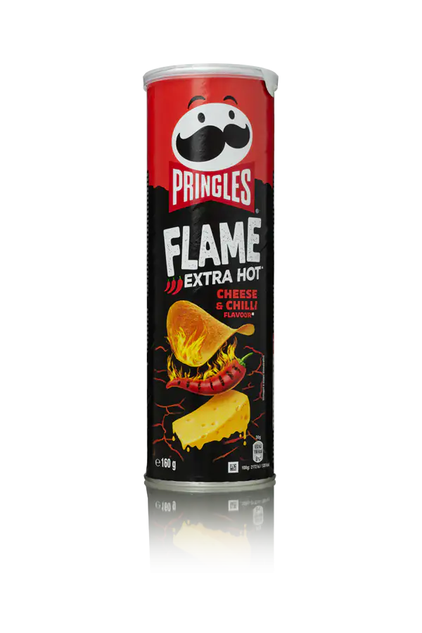 Pringles cheese chilli front