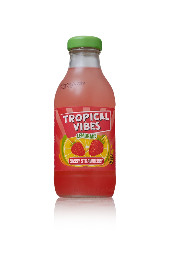 Tropical vibes lemonade sassy strawberry uk 15 x 30cl fles front